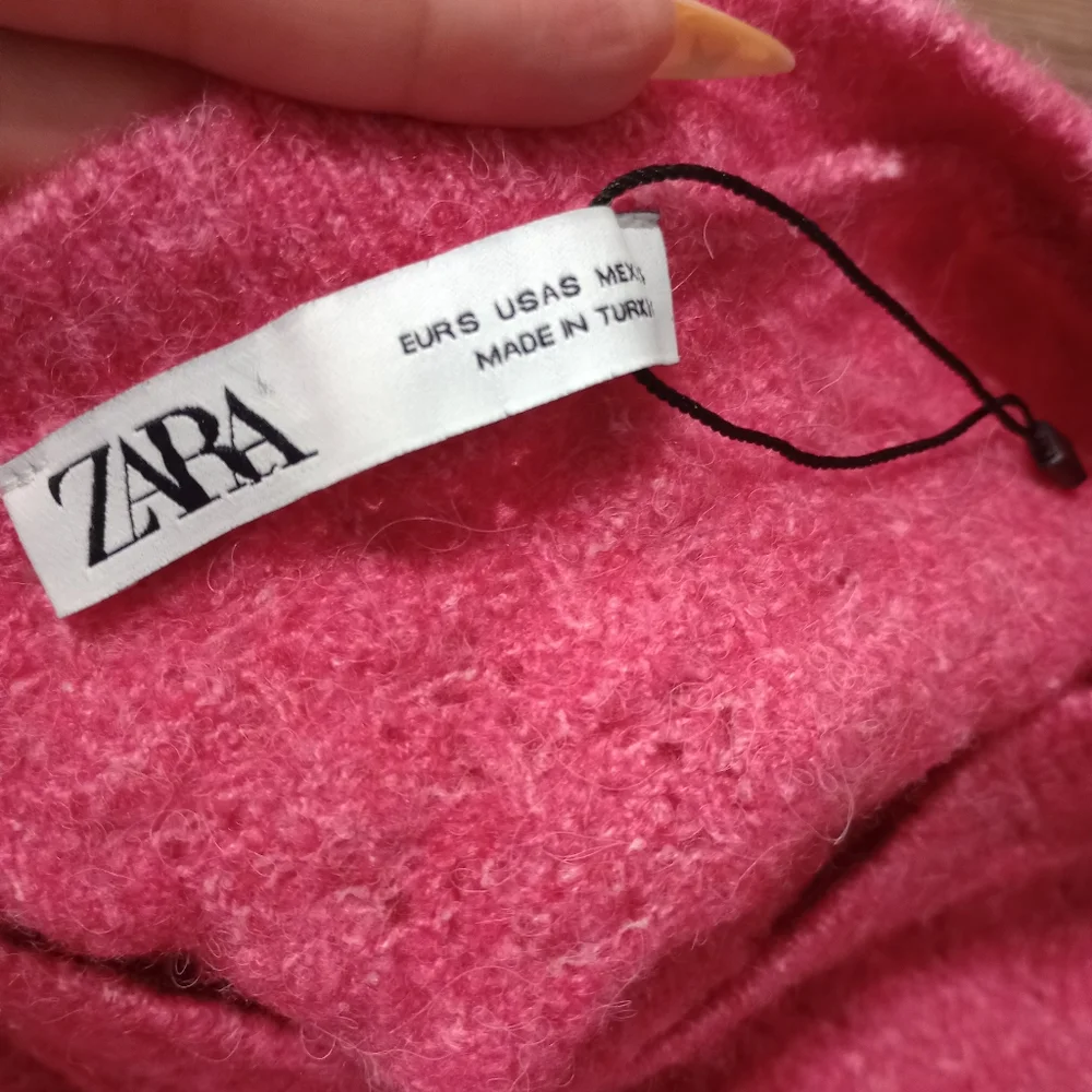 Zara blogger's favorite open back wool blend knit cropped sweater